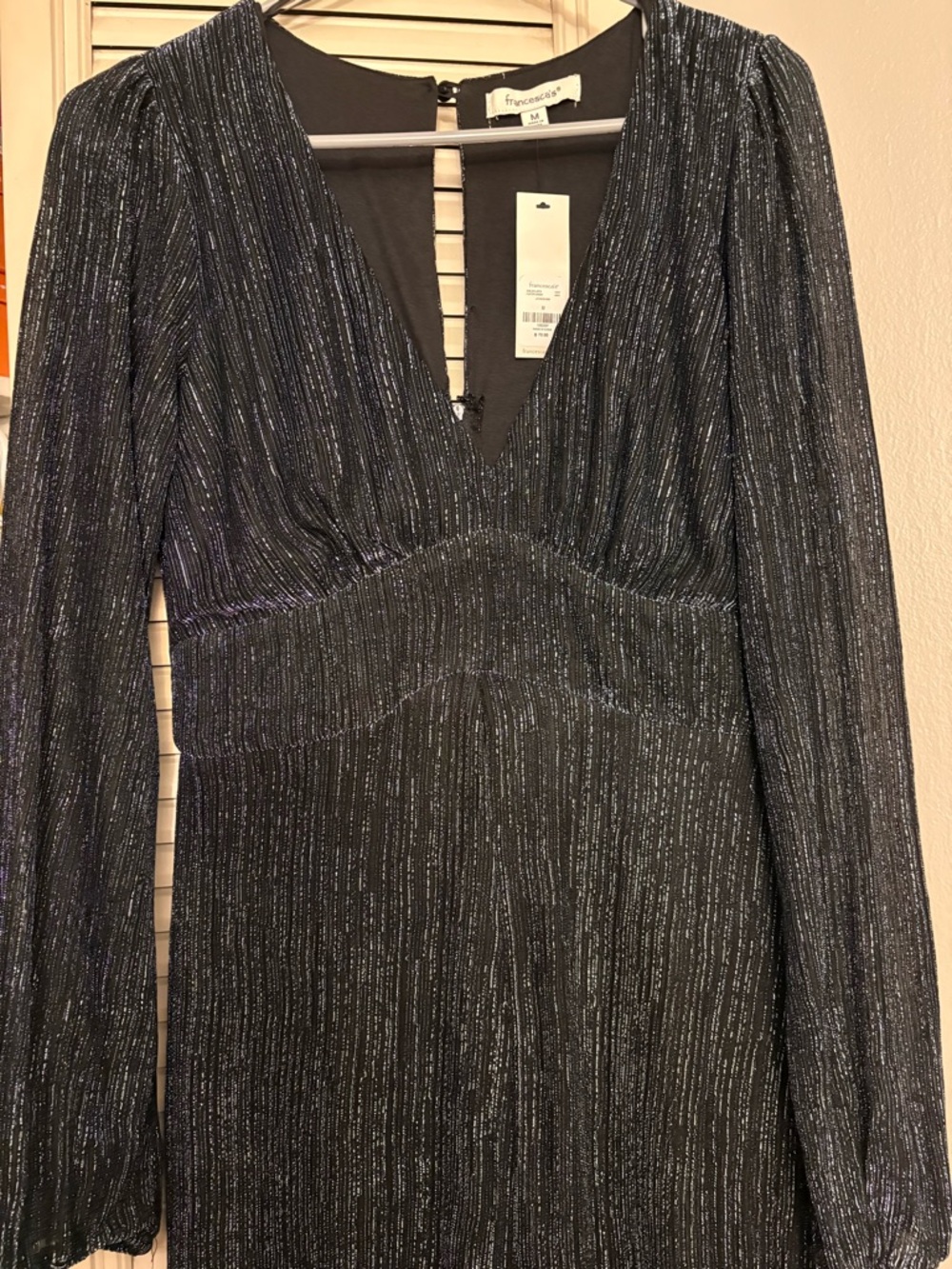 Francesca's Collections Black/Green Metallic Thread V-Neck Long Sleeve jumpsuit